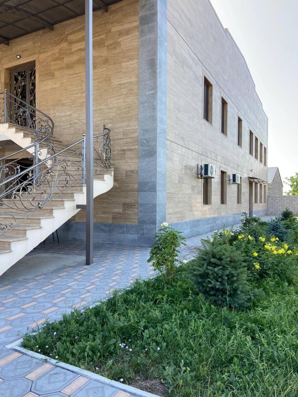 Rubenyan Guest House Artashat Buitenkant foto